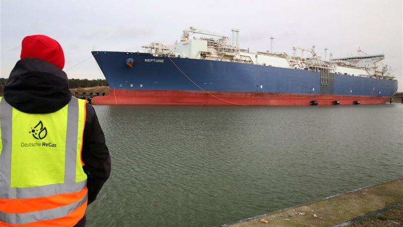 Regasification-ship-Lubmin-800x450.jpg   Regasification-ship-Lubmin-800x450.jpg