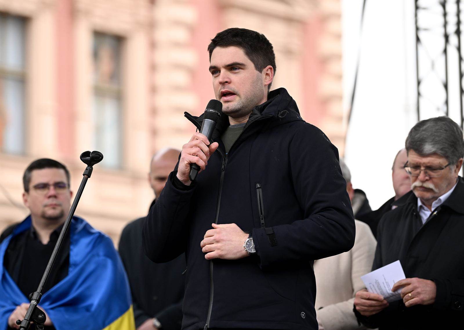 Karlo Ressler   Karlo Ressler