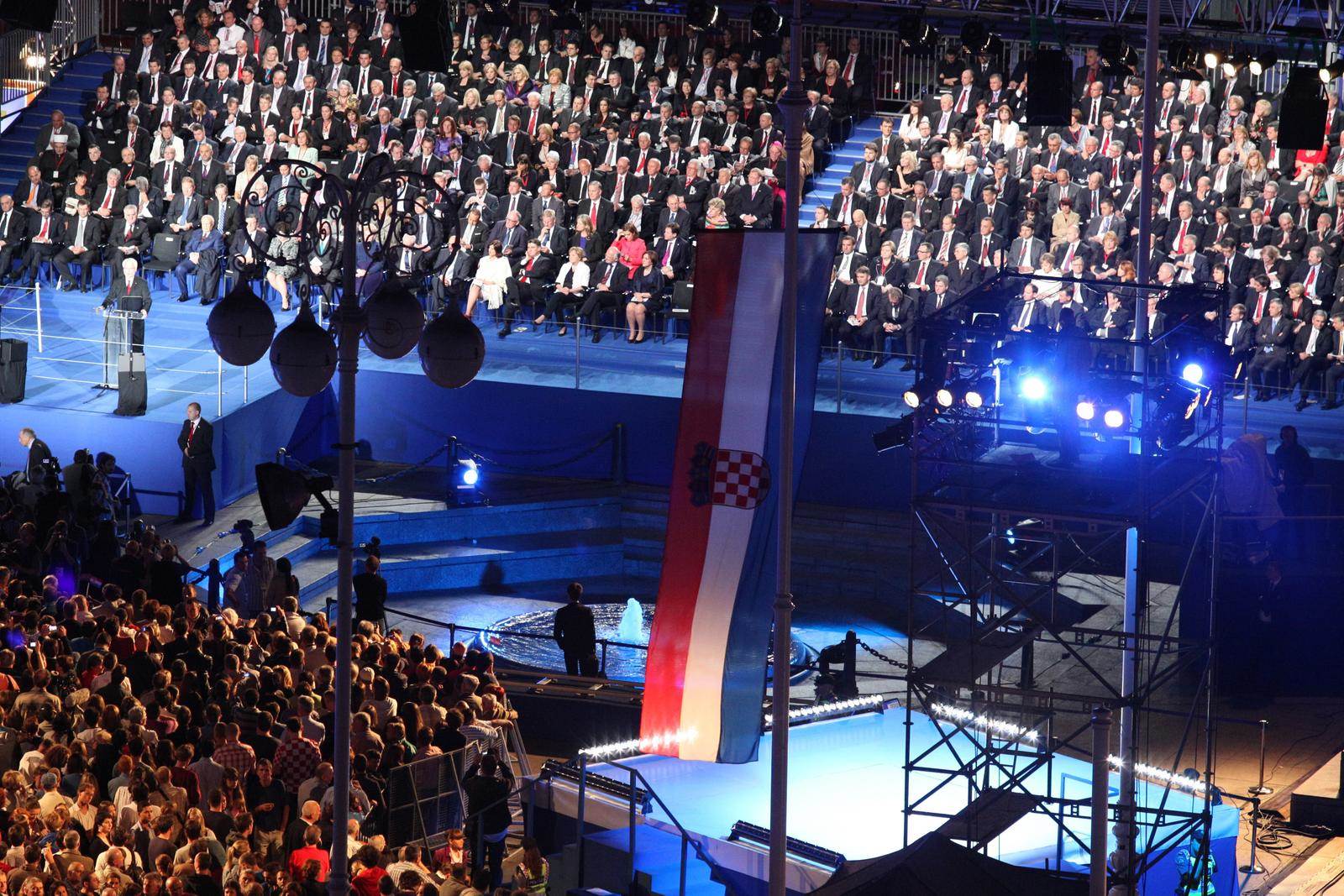 Proslava ulaska Hrvatske u EU 2013. godine   Proslava ulaska Hrvatske u EU 2013. godine