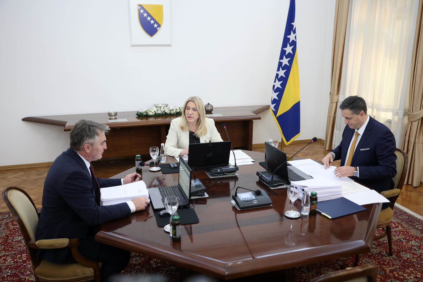 Predsjedništvo BiH Predsjedništvo BiH