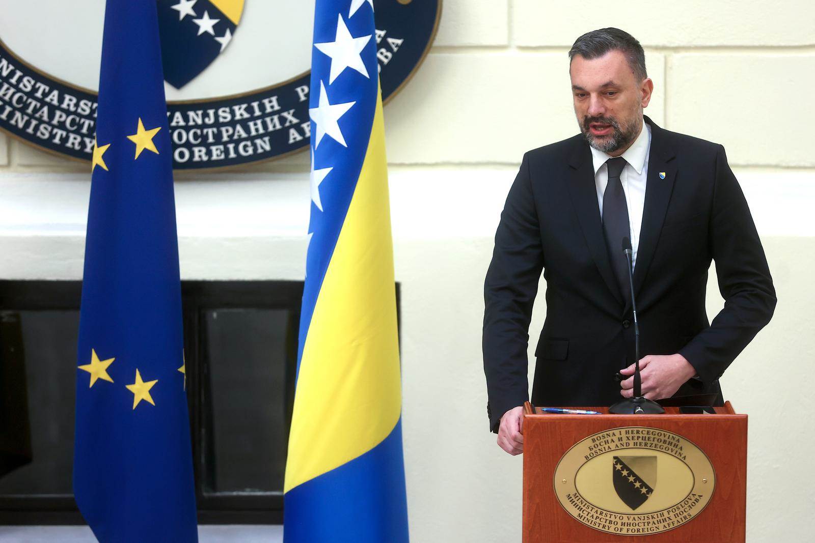 Elmedin Konaković   Elmedin Konaković