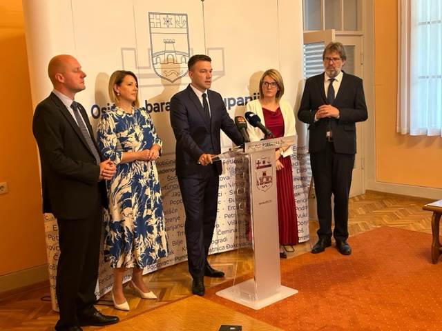 dodjela ugovora o prekograničnoj suradnji između Hrvatske i Srbije dodjela ugovora o prekograničnoj suradnji između Hrvatske i Srbije