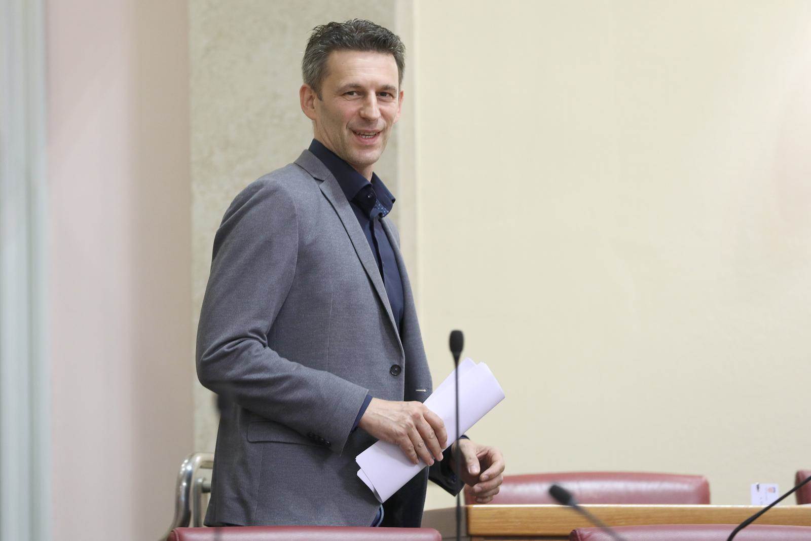 Božo Petrov Božo Petrov