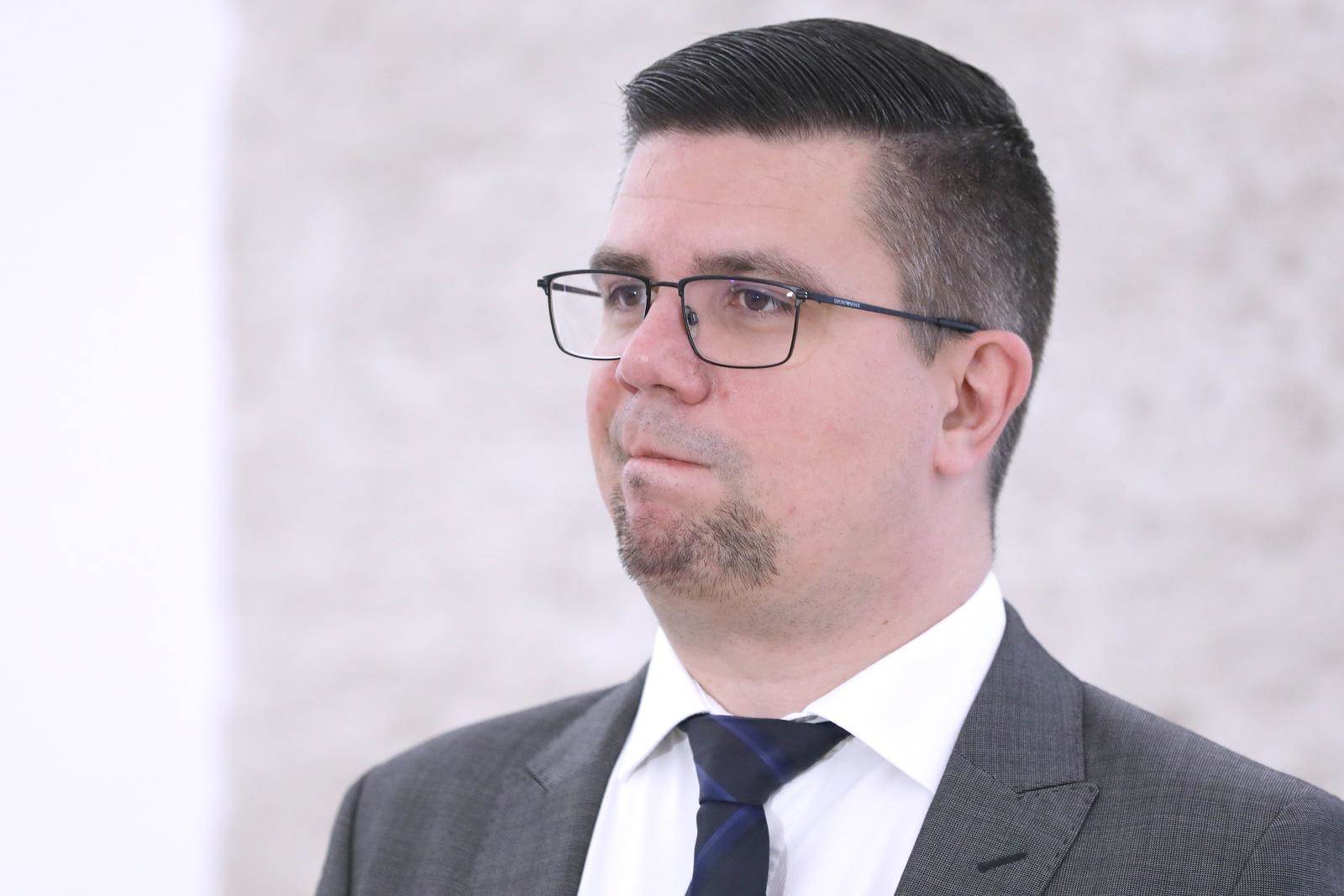 Domagoj Hajduković   Domagoj Hajduković