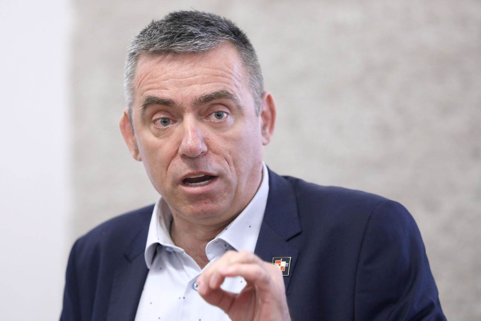 Stipo Mlinarić   Stipo Mlinarić