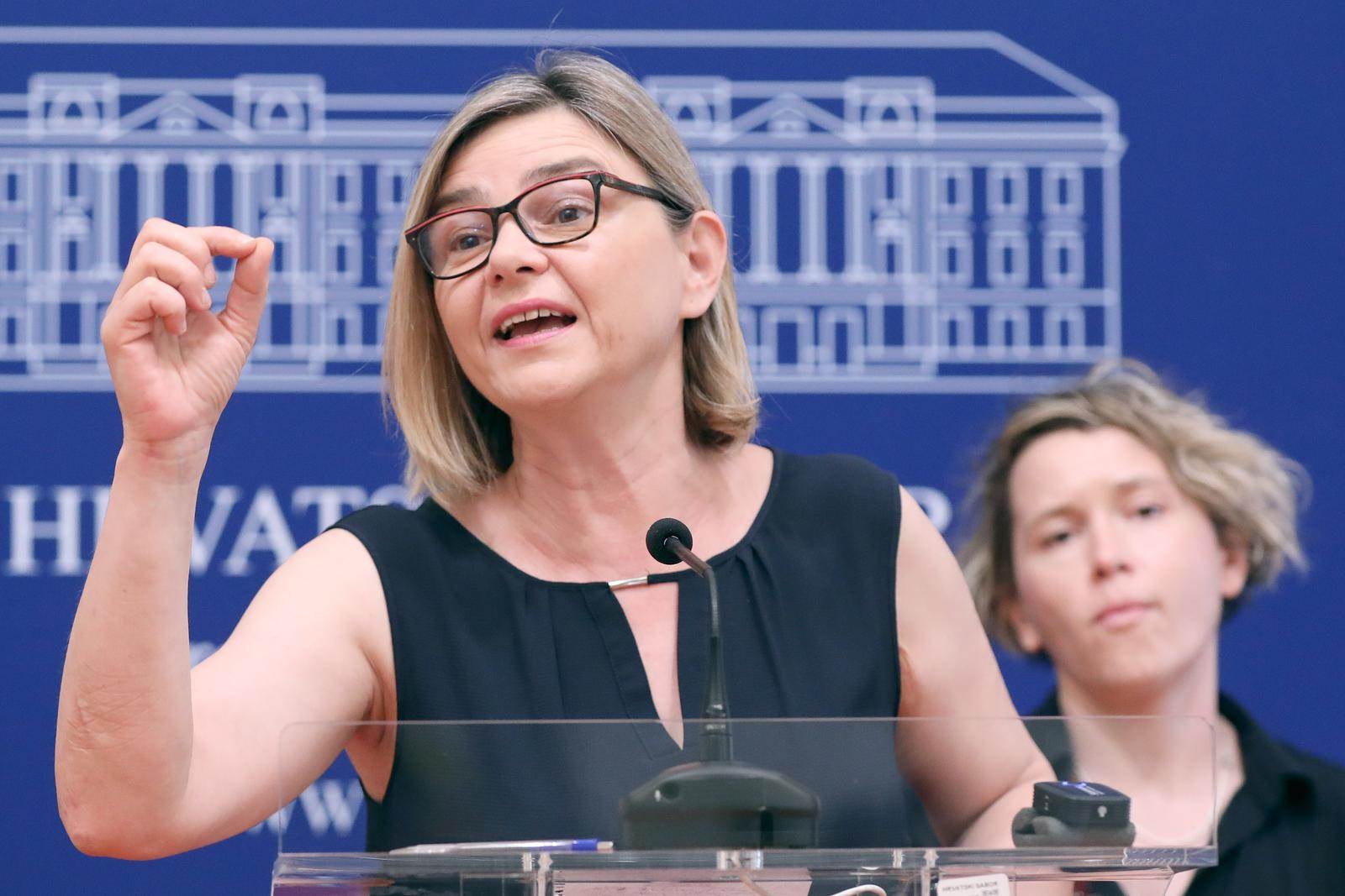 Sandra Benčić   Sandra Benčić