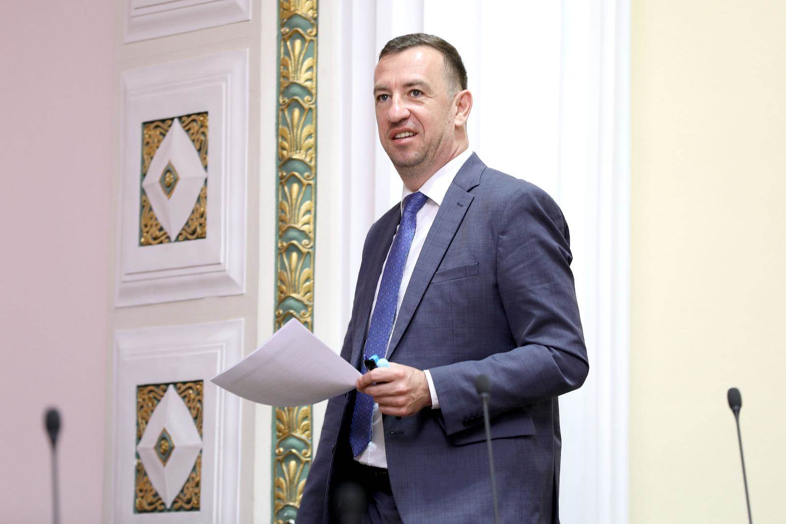 Nikola Mažar   Nikola Mažar