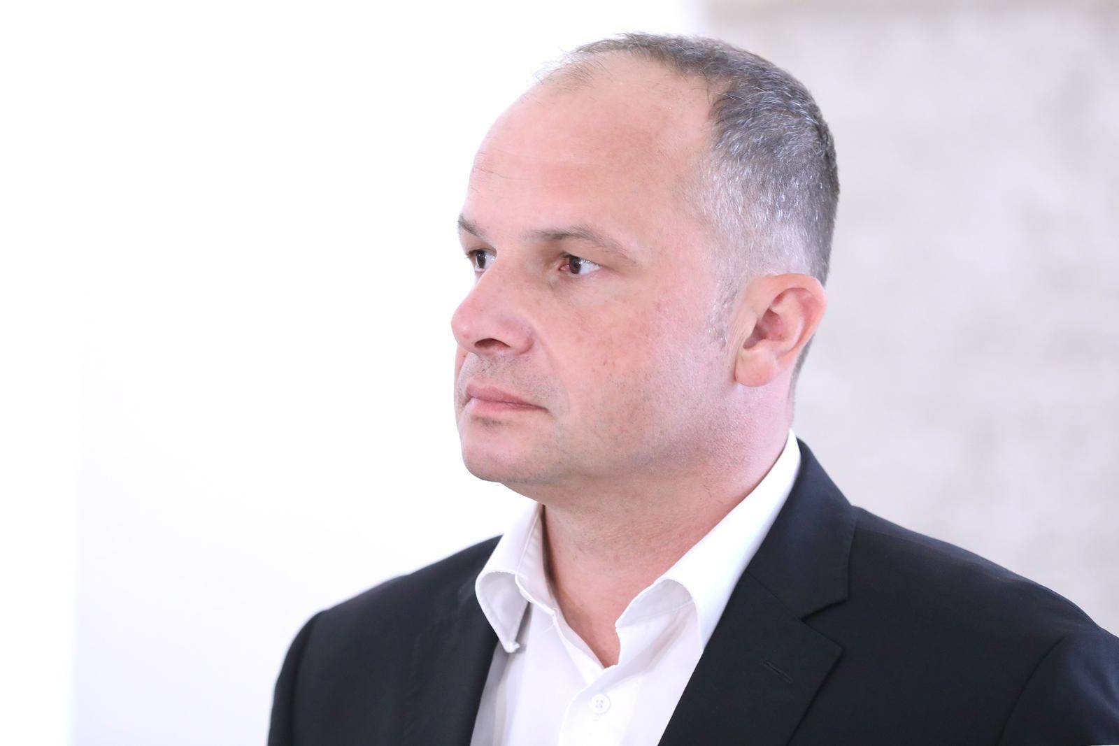 Siniša Hajdaš Dončić   Siniša Hajdaš Dončić