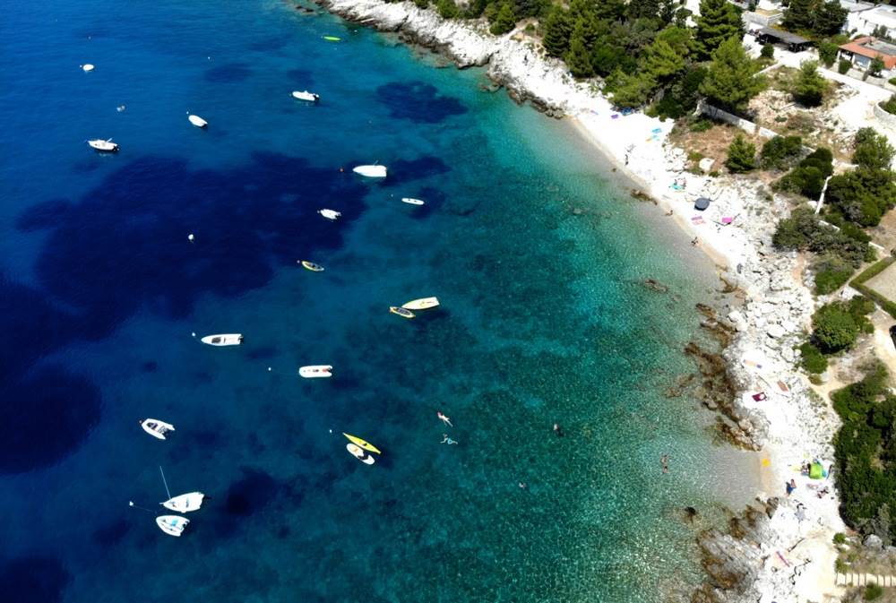 9241259.jpg   9241259.jpg