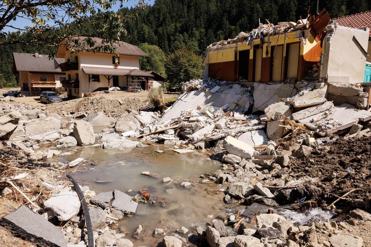  posljedice poplava u Sloveniji 