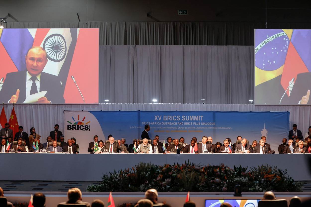 Putin se obraća sudionicima summita BRICS-a u Johannesburgu putem videoveze   Putin se obraća sudionicima summita BRICS-a u Johannesburgu putem videoveze
