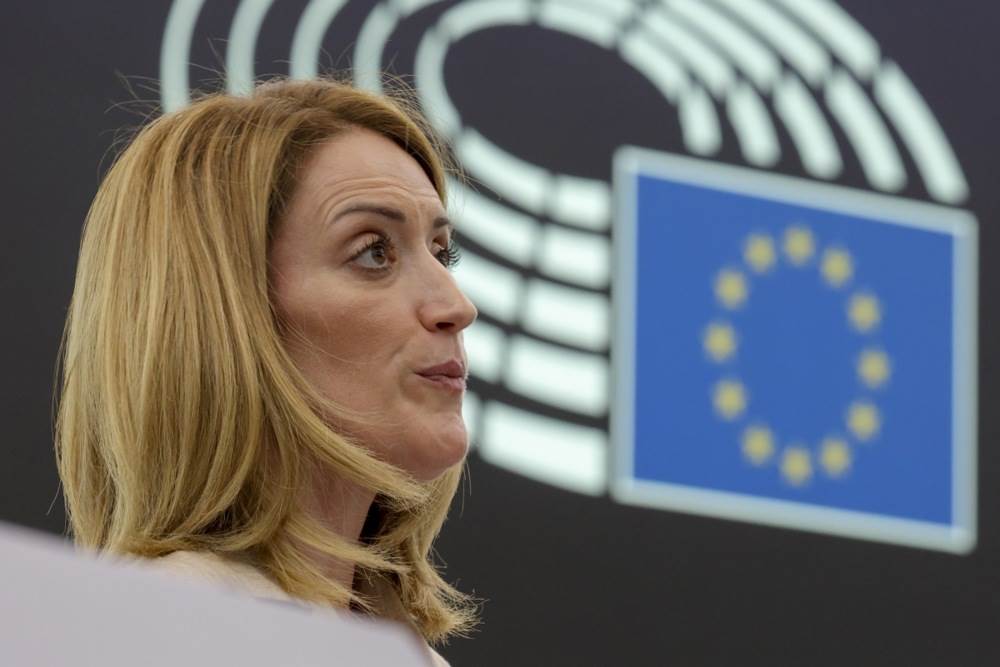 11587389.jpg   11587389.jpg