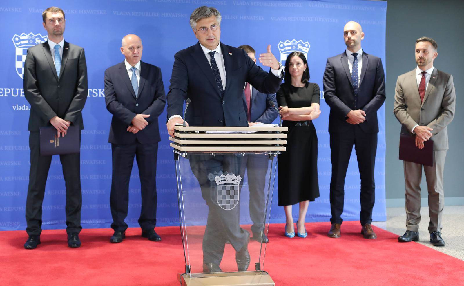 Vlada predstavlja peti paket mjera za borbu protiv inflacije   Vlada predstavlja peti paket mjera za borbu protiv inflacije