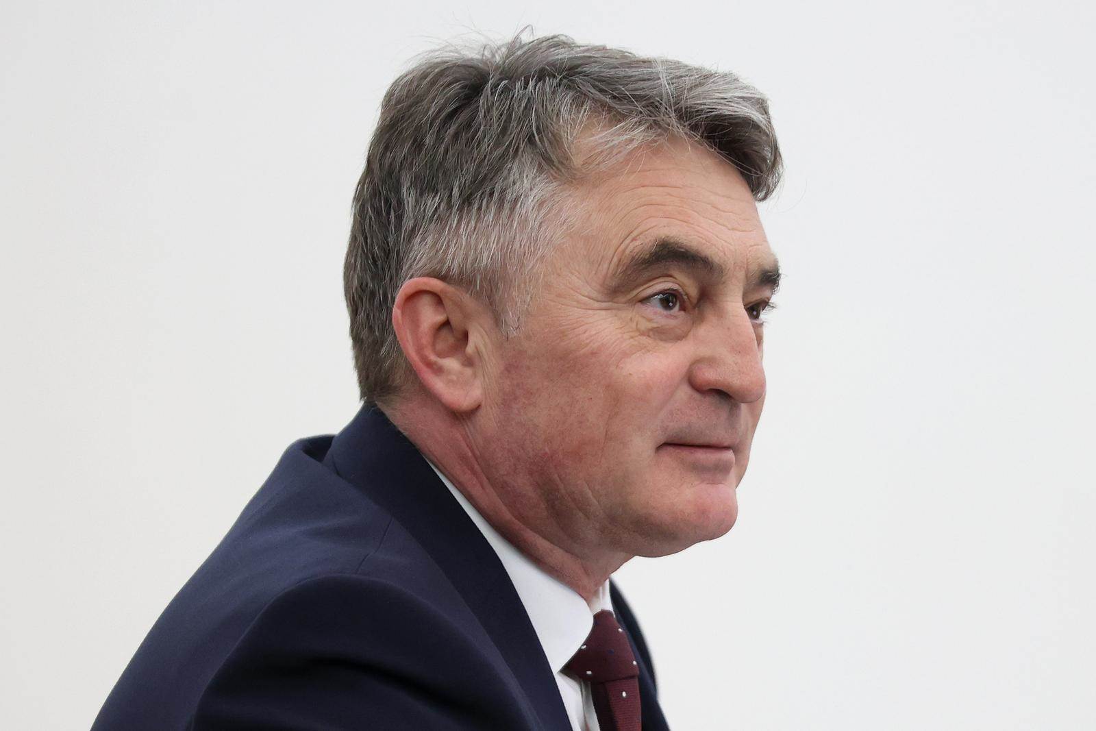 Željko Komšić   Željko Komšić