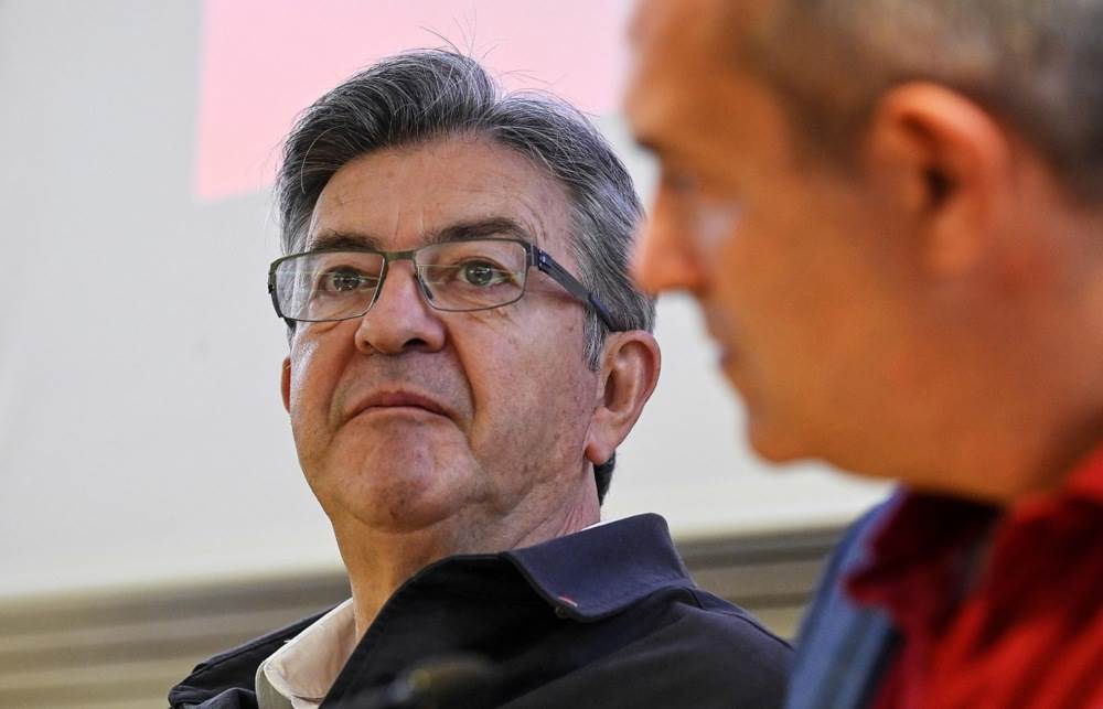 10990043.jpg   10990043.jpg