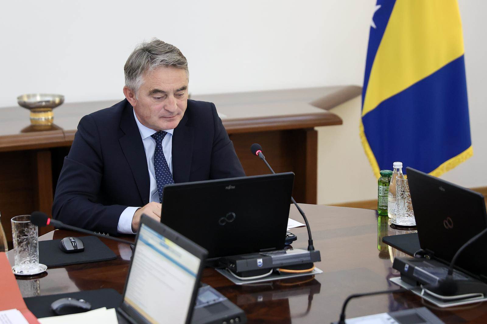 Željko Komšić Željko Komšić