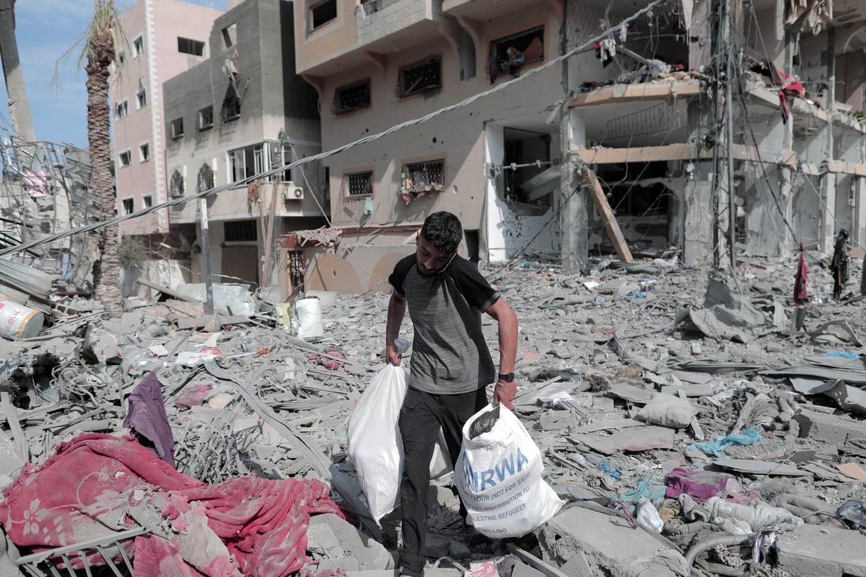 Gaza nakon izraelskog bombardiranja Gaza nakon izraelskog bombardiranja