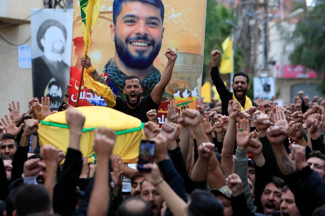  Pristaše Hezbollaha u Libanonu 