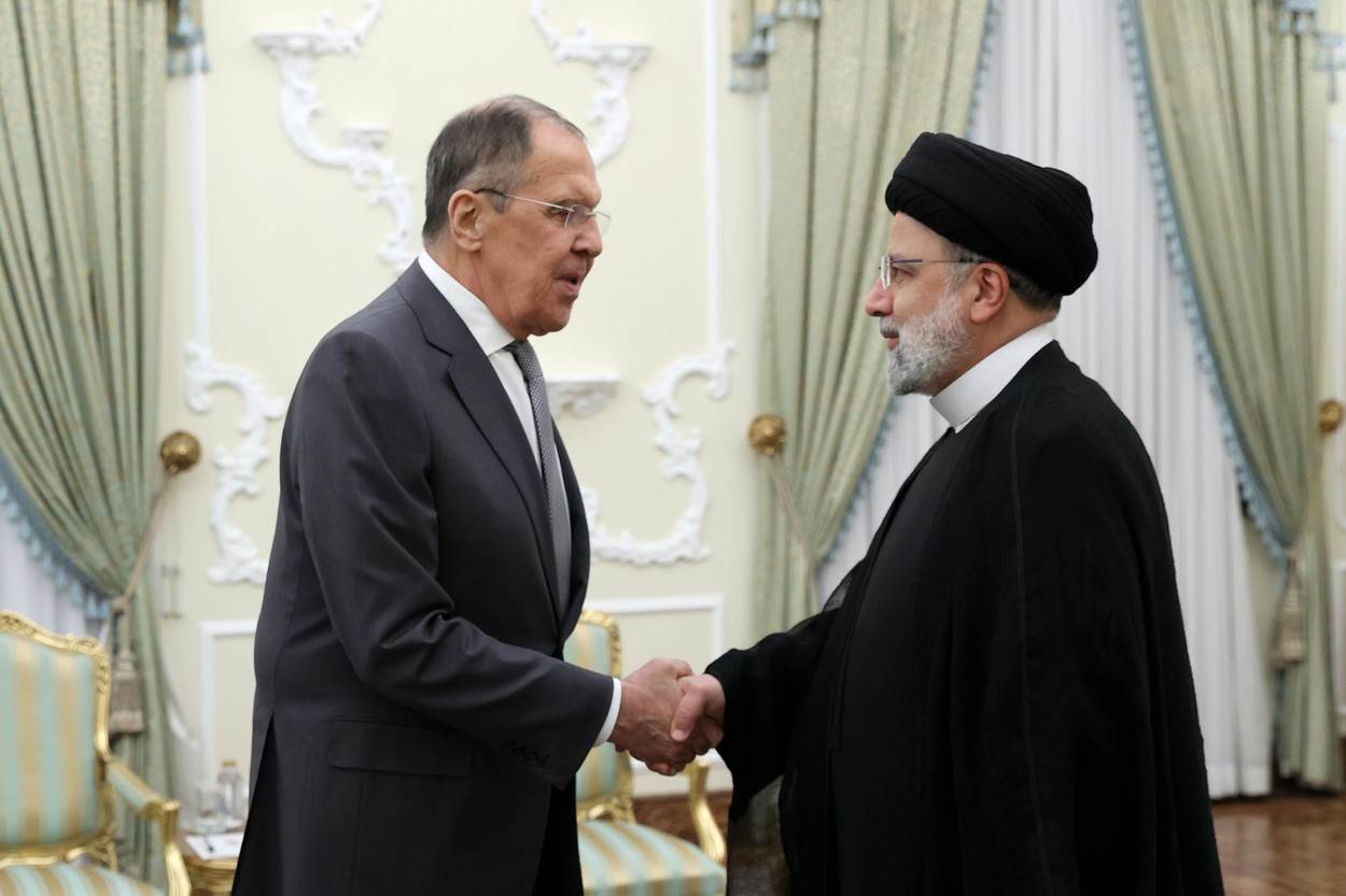 Sergej Lavrov i Ebrahim Raisi   Sergej Lavrov i Ebrahim Raisi