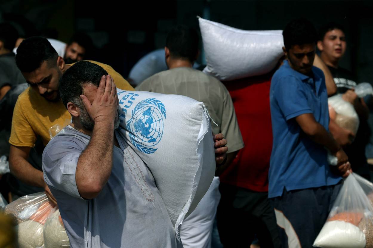  Humanitarna pomoć Palestincima u Gazi u vrijeme izraelskih zračnih napada na tu enklavu 