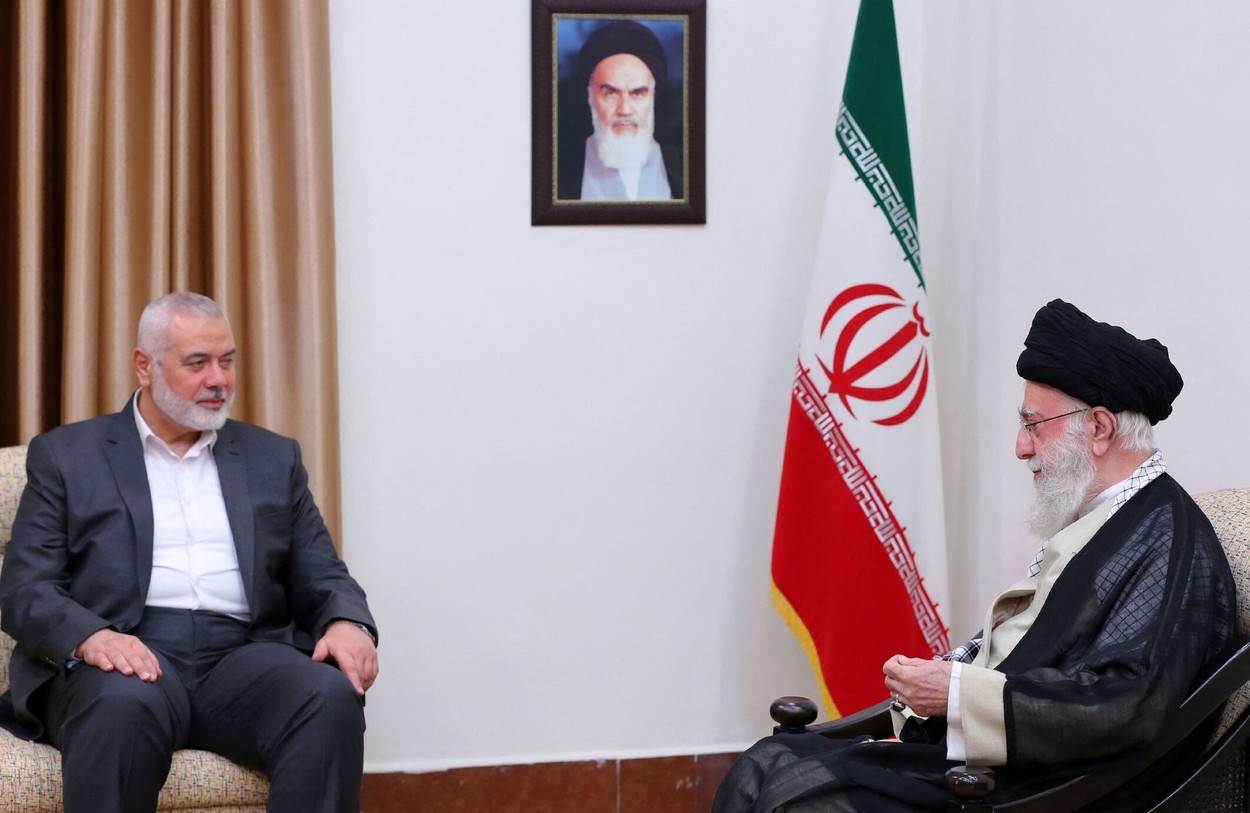  Iranski vjerski vođa Ali Hamenei i šef Hamasa Ismail Haniya na sastanku u Teheranu 