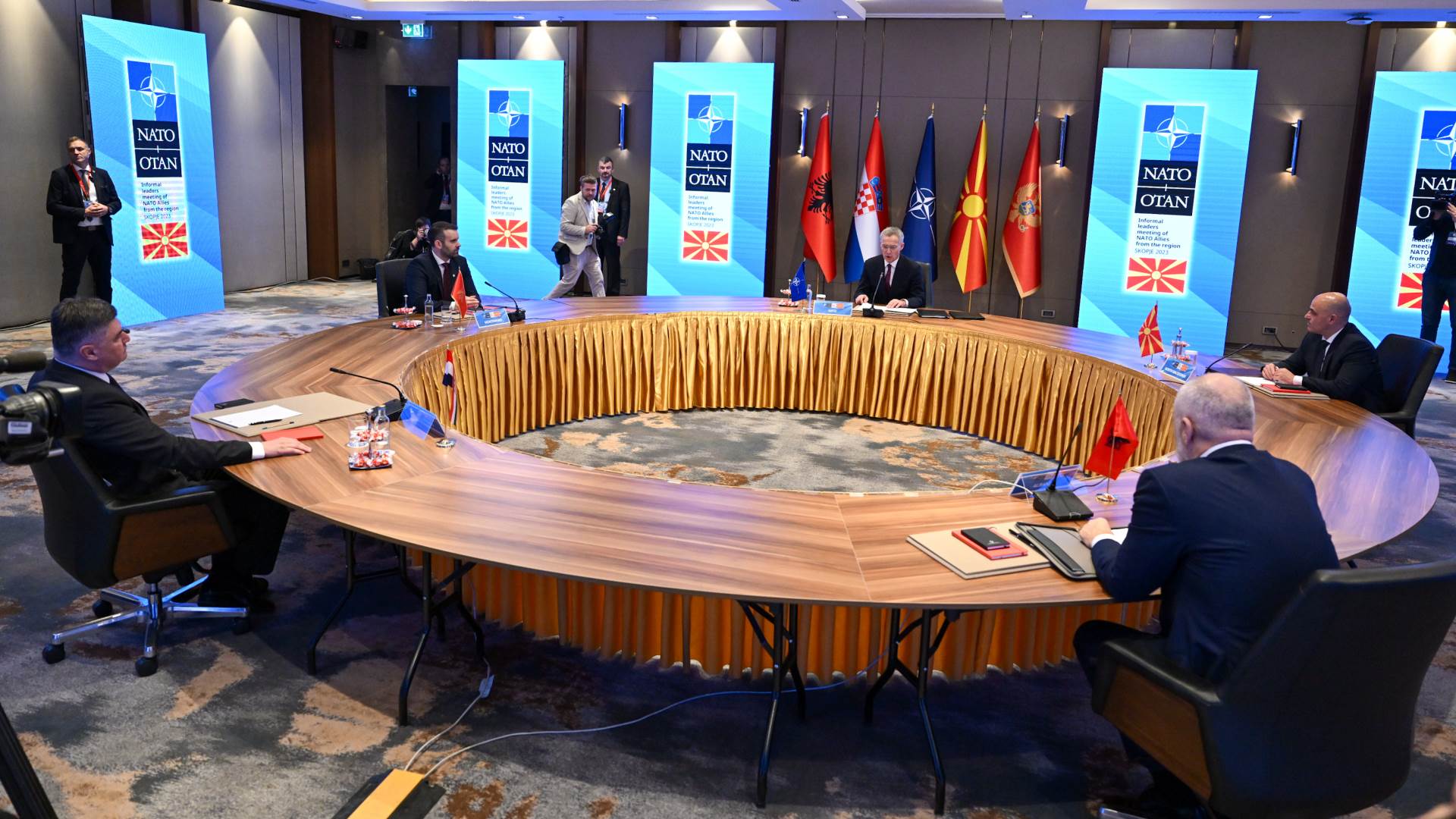 Mini summit NATO-a u Skopju Mini summit NATO-a u Skopju