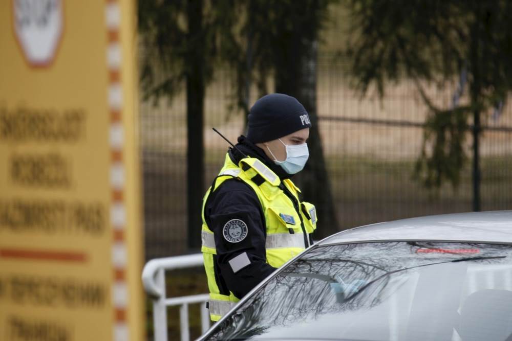 7869848.jpg   7869848.jpg