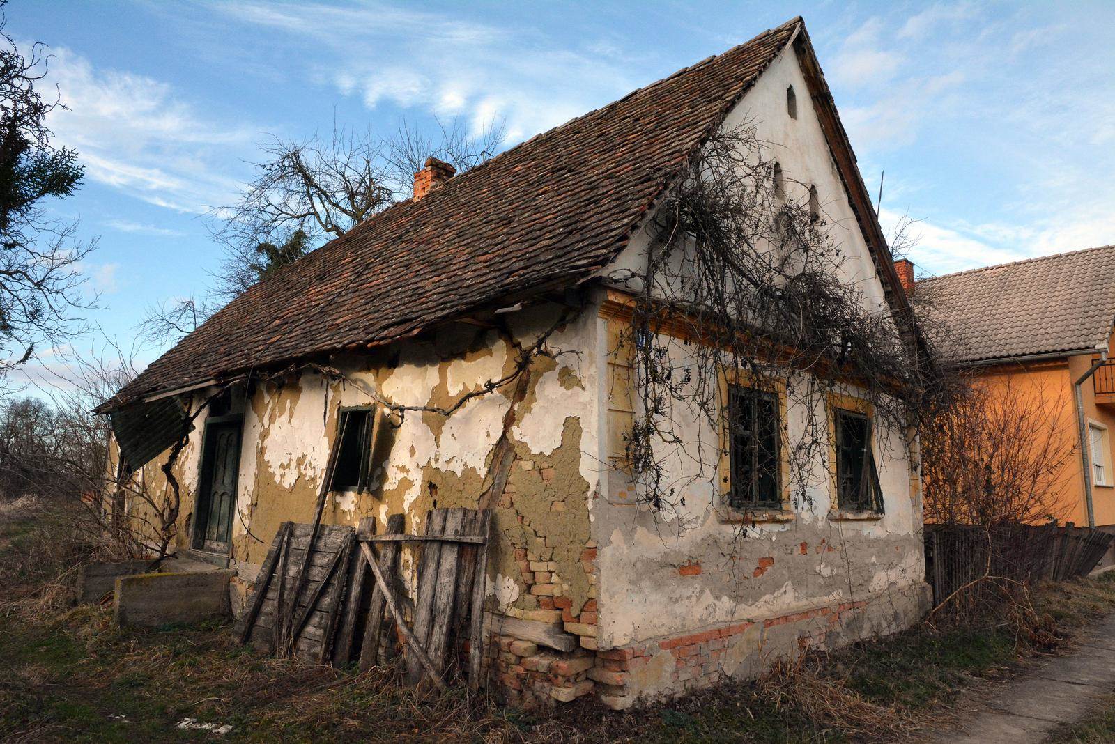  napuštene kuće u Slavoniji 