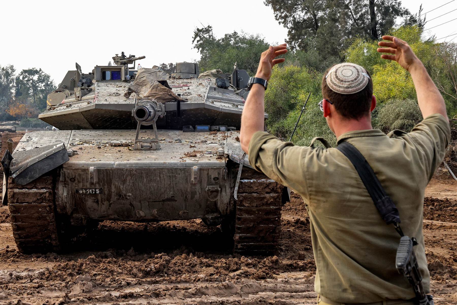  Izraelska vojska na granici s Pojasom Gaze 