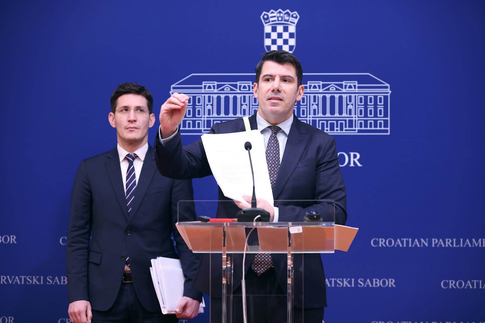 Nikola Grmoja i Zvonimir Troskot (Most) Nikola Grmoja i Zvonimir Troskot (Most)