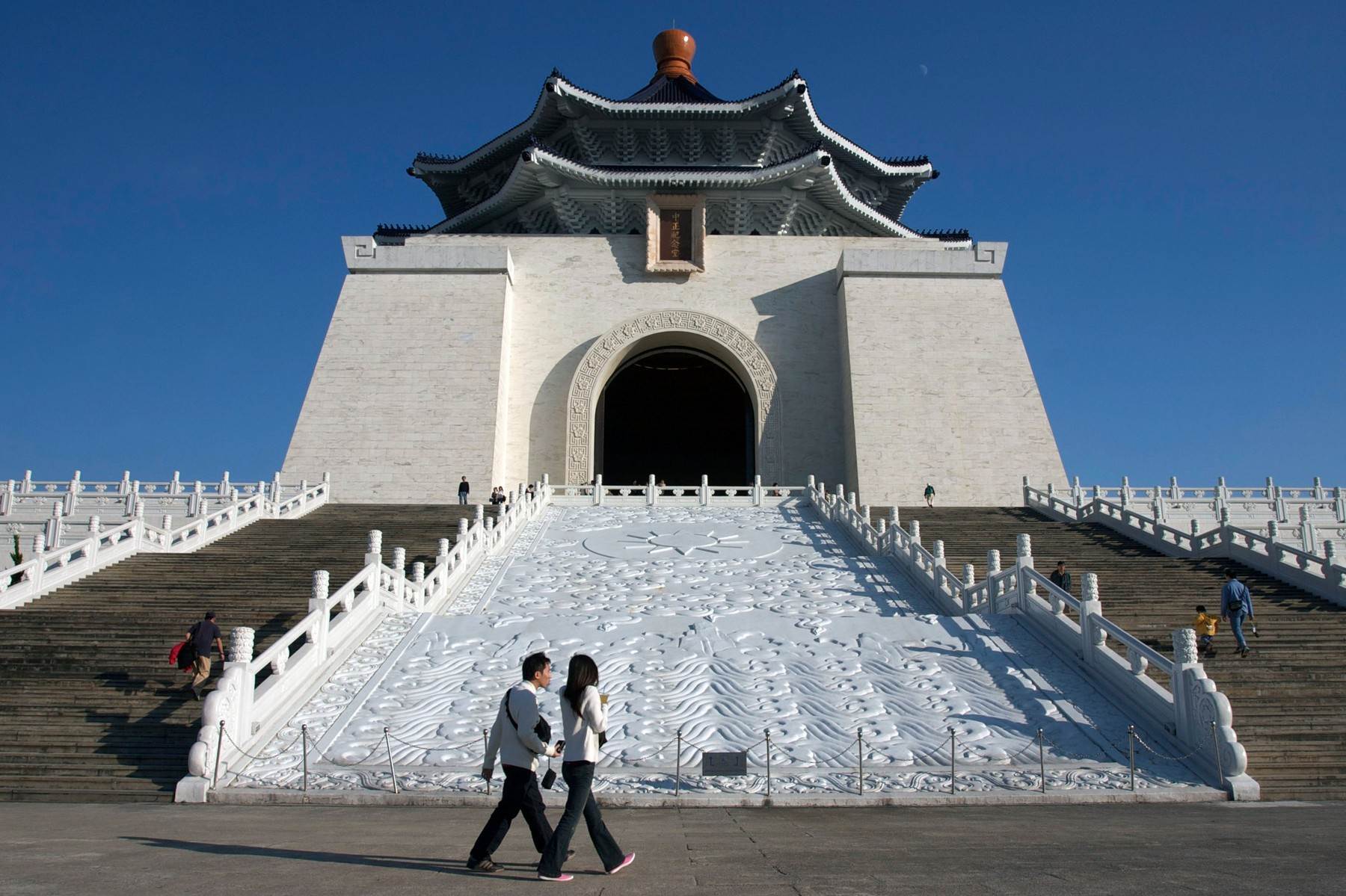  Mauzolej Čang Kaj-šeka u Taipeiju 