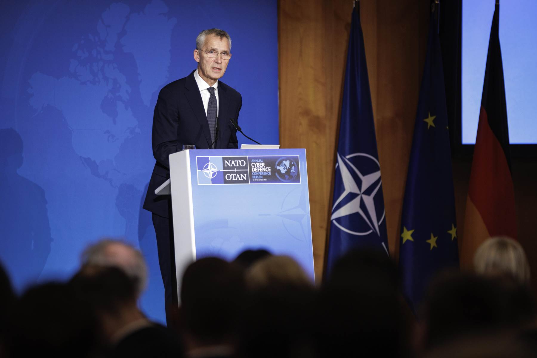 Glavni tajnik NATO-a Jens Stoltenberg   Glavni tajnik NATO-a Jens Stoltenberg