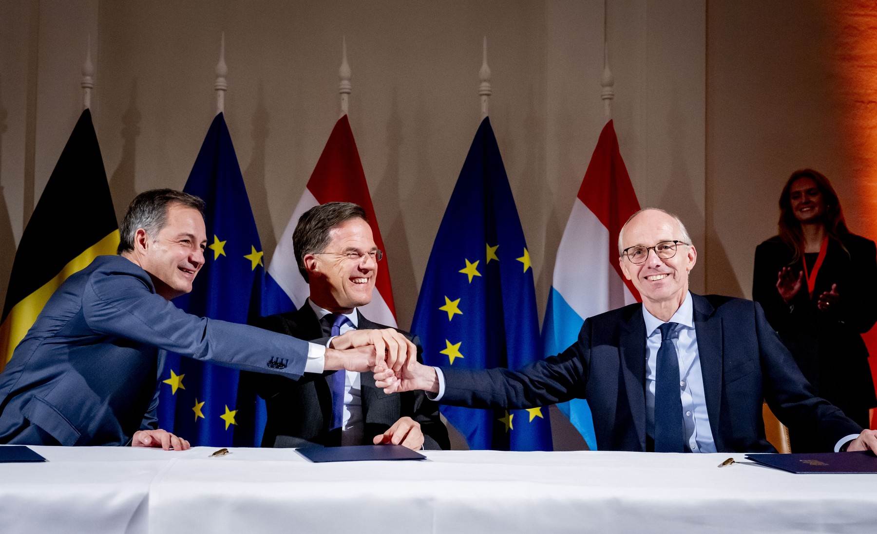 Sastanak premijera članica Beneluksa   Sastanak premijera članica Beneluksa