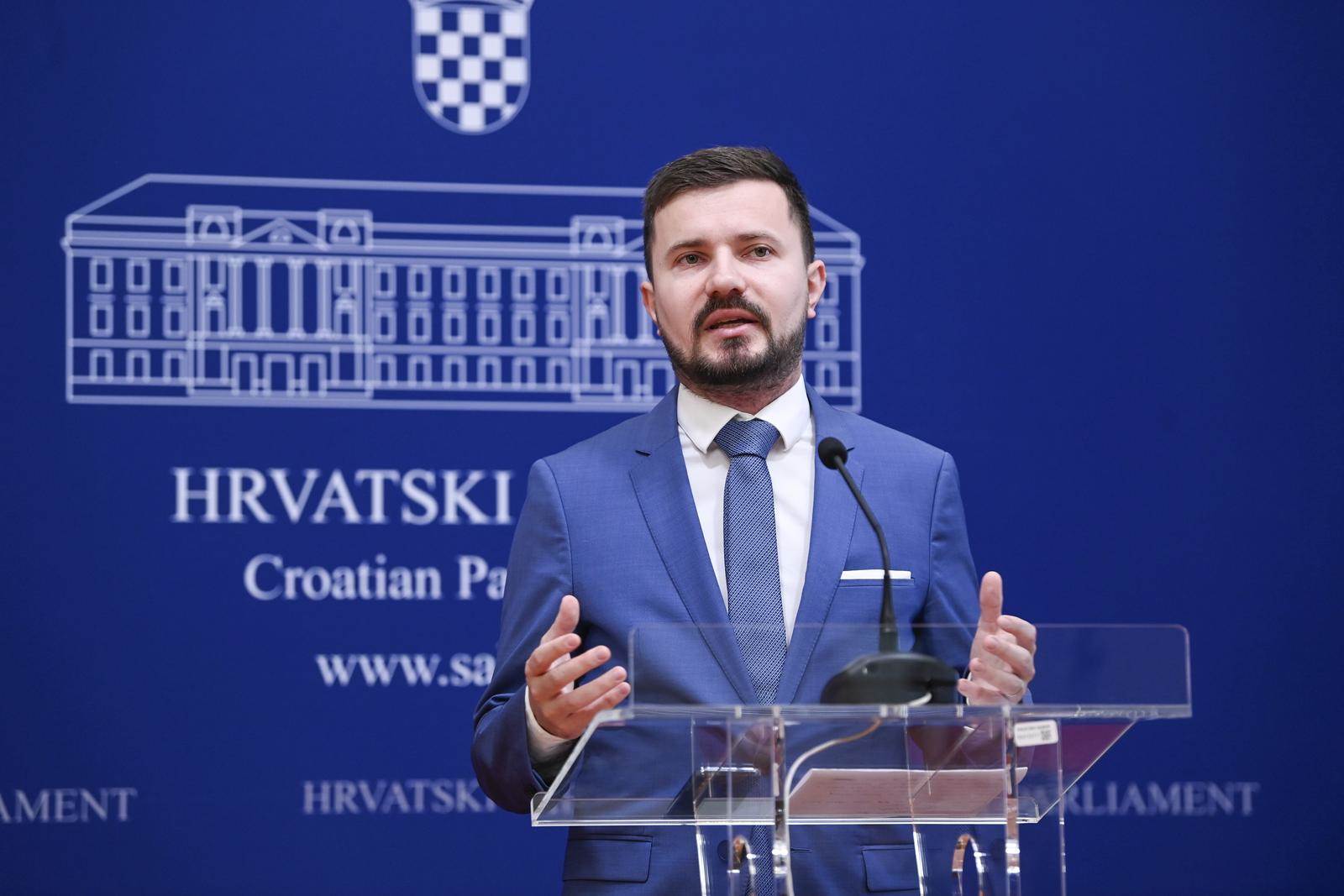 Davor Nađi, Fokus Davor Nađi, Fokus