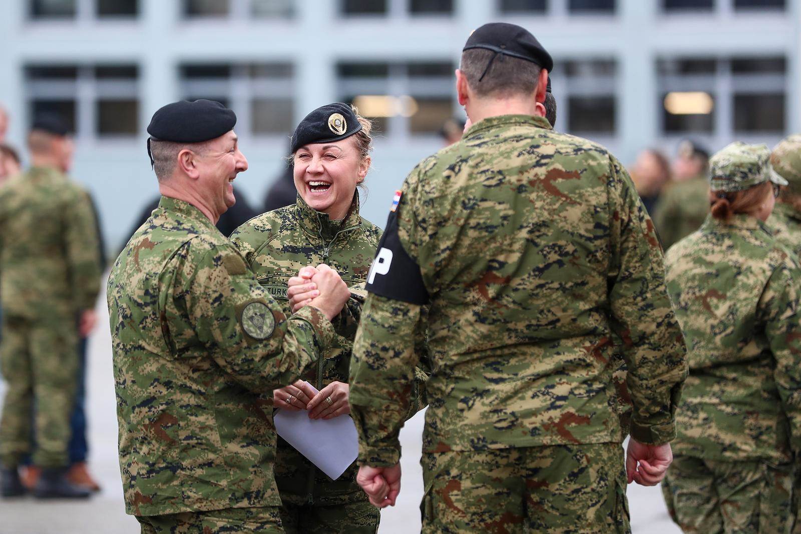 Ispraćaj hrvatskih vojnika u Mađarsku   Ispraćaj hrvatskih vojnika u Mađarsku