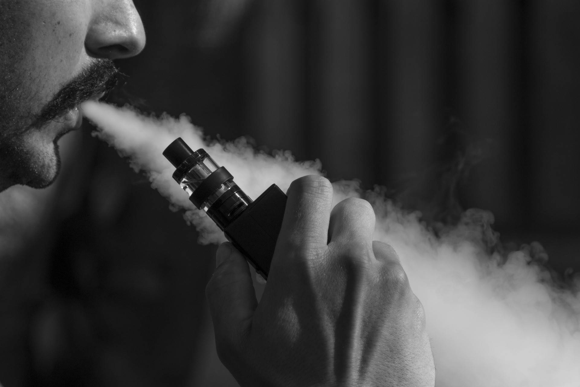 eliquid-g2eb00f450_1920.jpg eliquid-g2eb00f450_1920.jpg