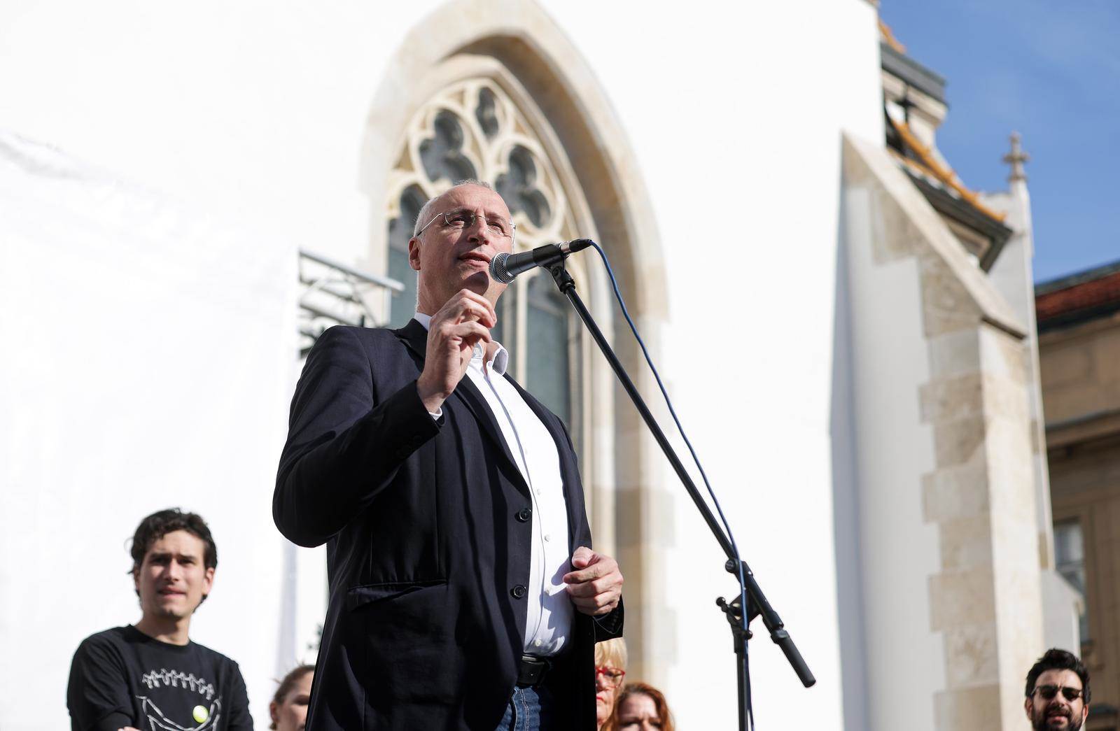 Ivica Puljak, Centar Ivica Puljak, Centar