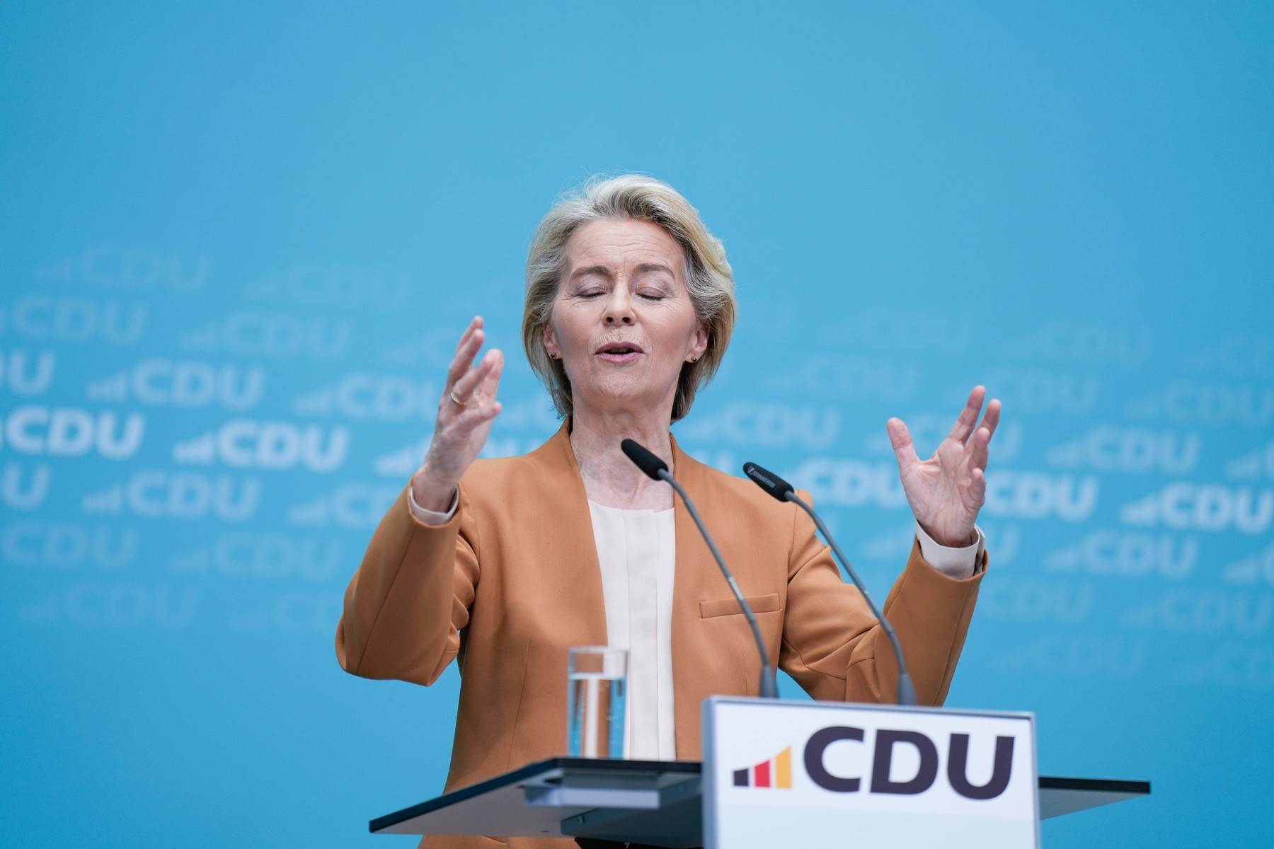  Ursula von der Leyen 