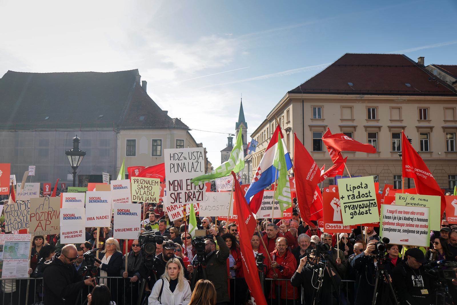 Prosvjed u organizaciji lijevo-liberalne oporbe na Markovu trgu 17. veljače 2024. Prosvjed u organizaciji lijevo-liberalne oporbe na Markovu trgu 17. veljače 2024.