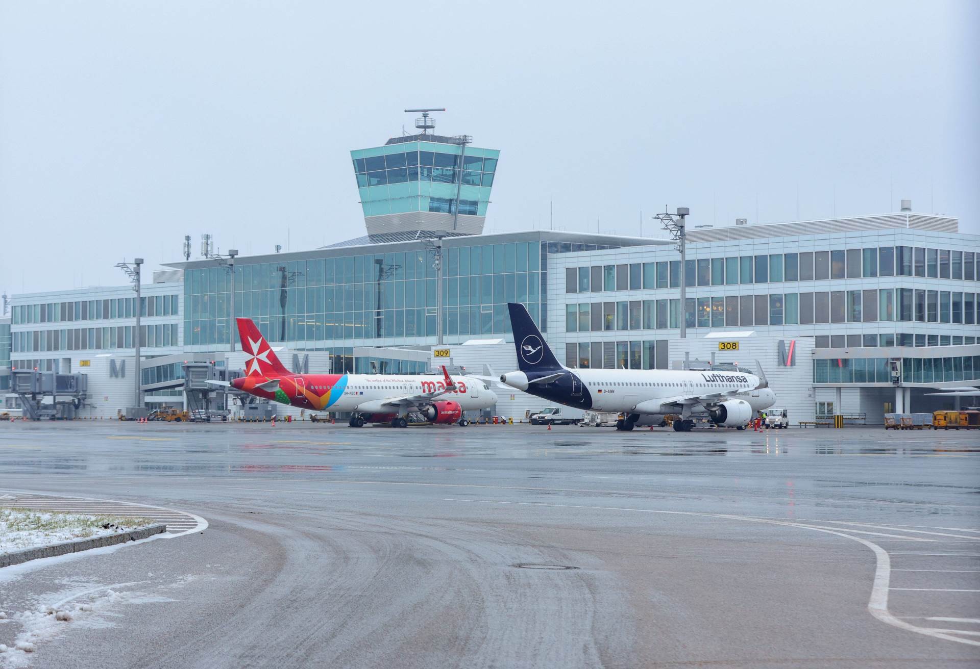 Aerodrom u Münchenu   Aerodrom u Münchenu