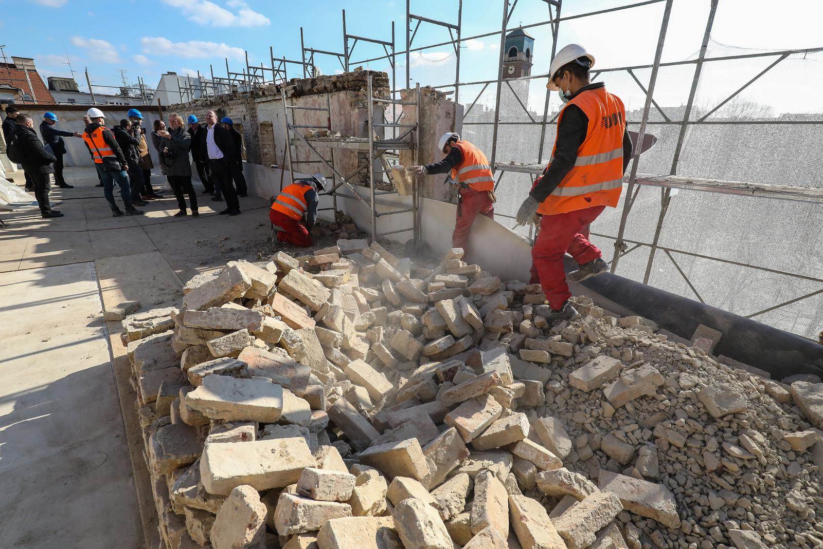 PXL_130223_98287190.jpg   PXL_130223_98287190.jpg