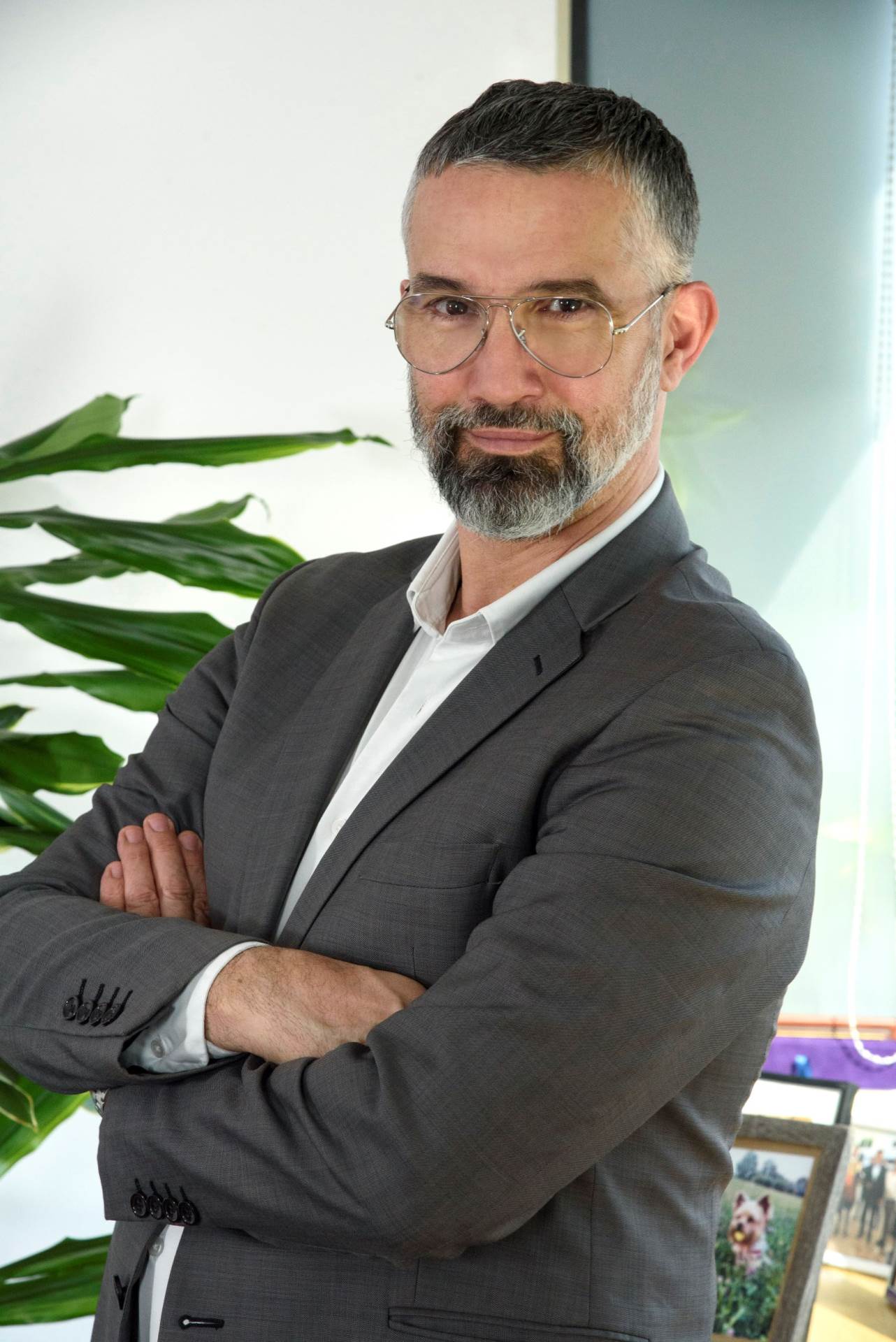 Vladislav Veselica   Vladislav Veselica