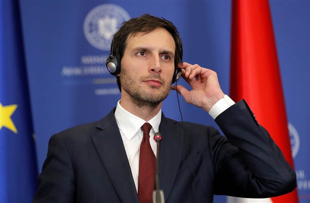 11268292.jpg   11268292.jpg