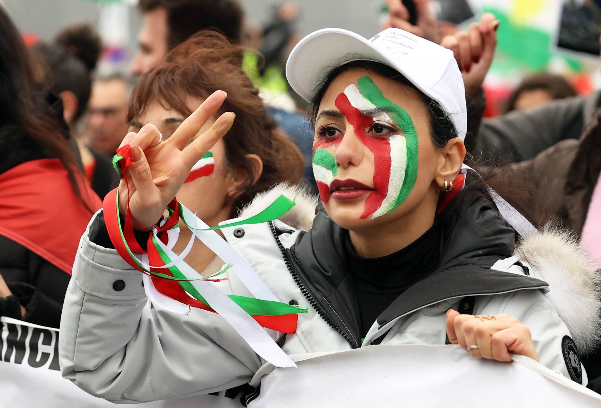 Prosvjed protiv iranskog režima Prosvjed protiv iranskog režima
