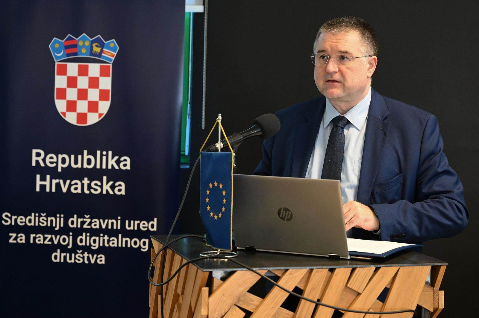 Bernard Gršić   Bernard Gršić
