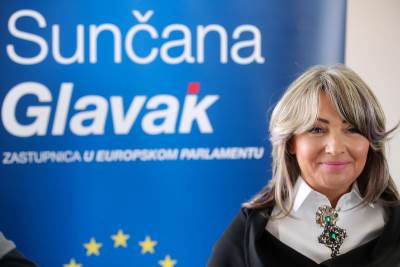 Sunčana Glavak  Sunčana Glavak