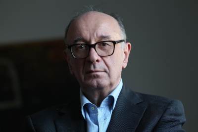 Nikica Valentić Nikica Valentić