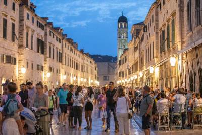 sezona u Dubrovniku 