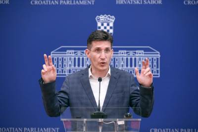 Zvonimir Troskot   Zvonimir Troskot