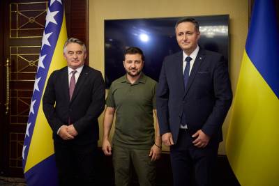 Željko Komšić i Denis Bećirović s Volodimirom Zelenskim Željko Komšić i Denis Bećirović s Volodimirom Zelenskim
